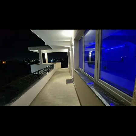 Villa White Luxury Durrës